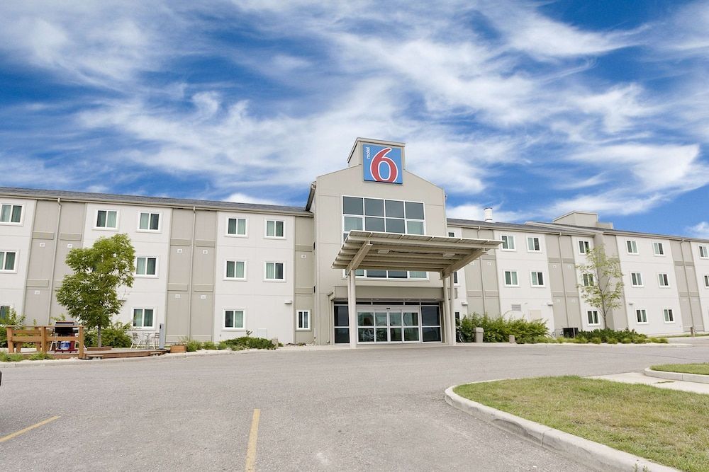 Motel 6-Brandon, MB 1