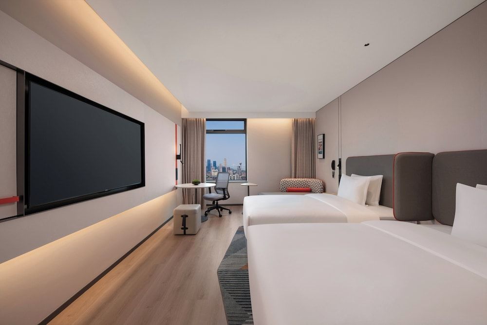 Holiday Inn Express Wuhan Jianghan Road by IHG 1