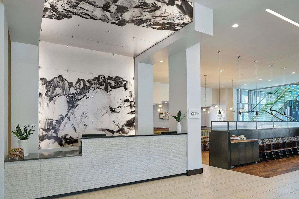 SpringHill Suites by Marriott Denver Downtown 2