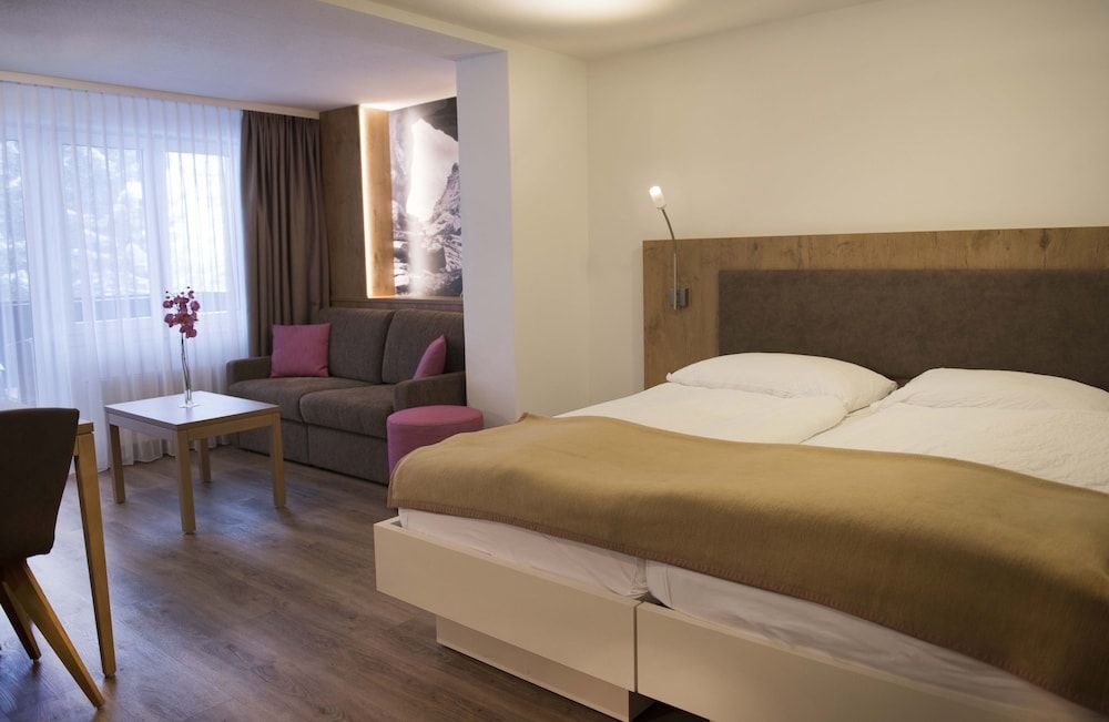 Patricia self-check-in Apartments & Spa Access at Alpen Resort 2
