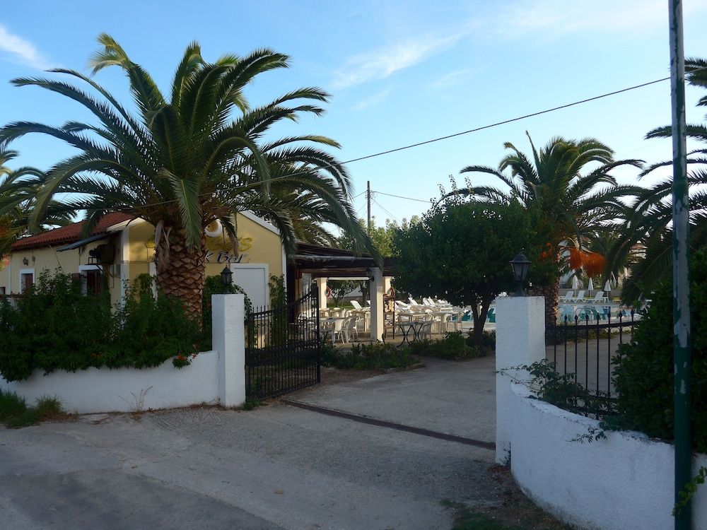 Tzilios Studios 2