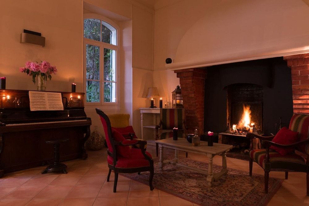 Logis Hôtel La Bellaudière 2