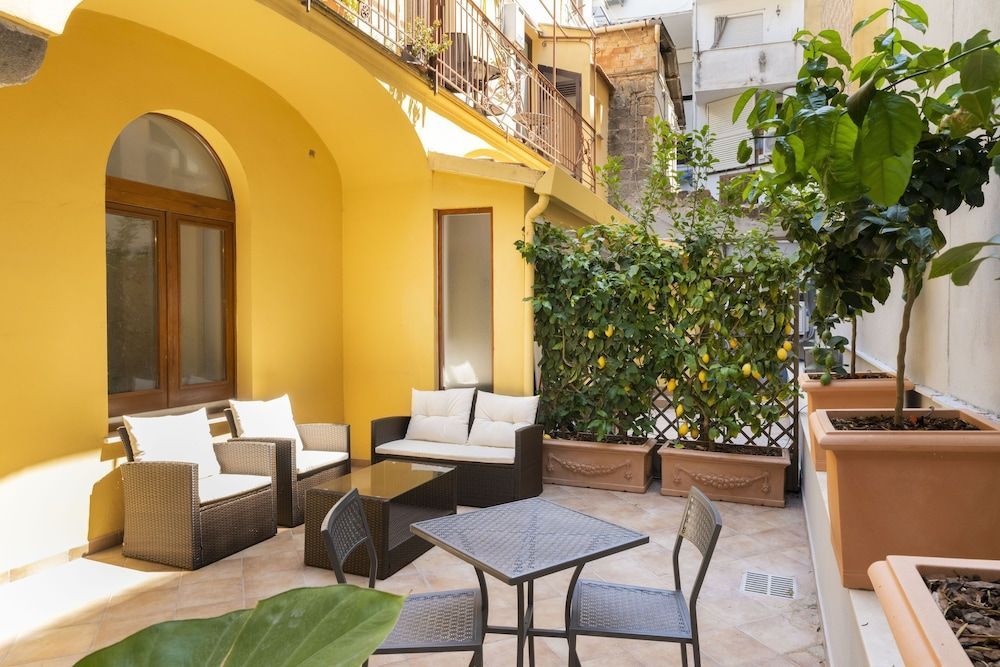 San Cesareo 64 Suite 1