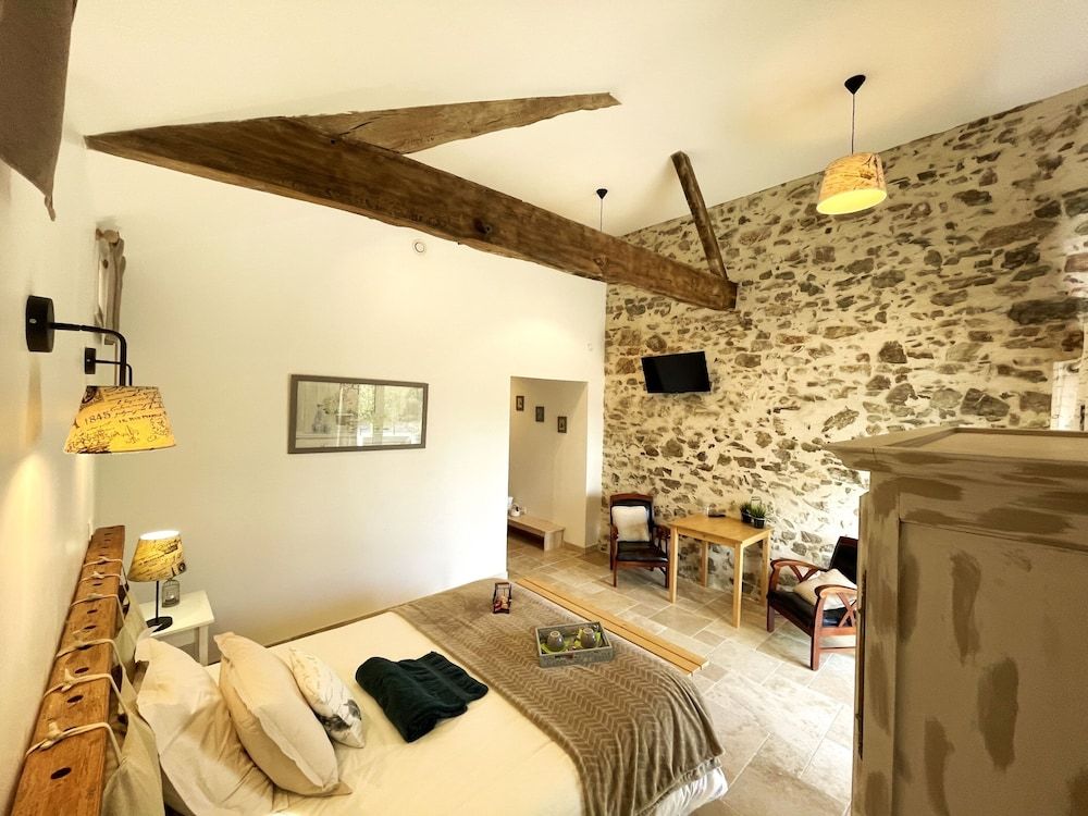 La Petite Félixière, B&B indépendants à 10 min de Cholet, 25 min du Puy du Foù et 35 min de Nantes 1