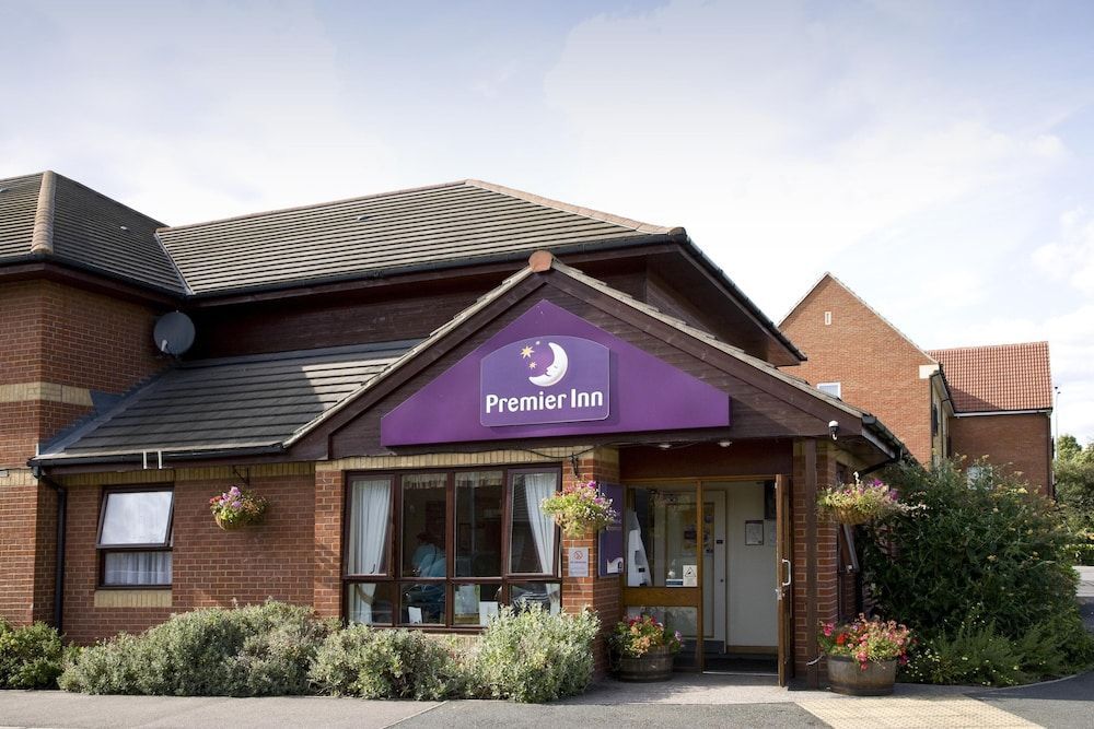 Premier Inn Thurrock East 1