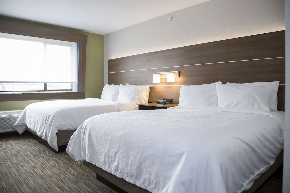 Holiday Inn Express & Suites COLORADO SPRINGS NORTH by IHG 2
