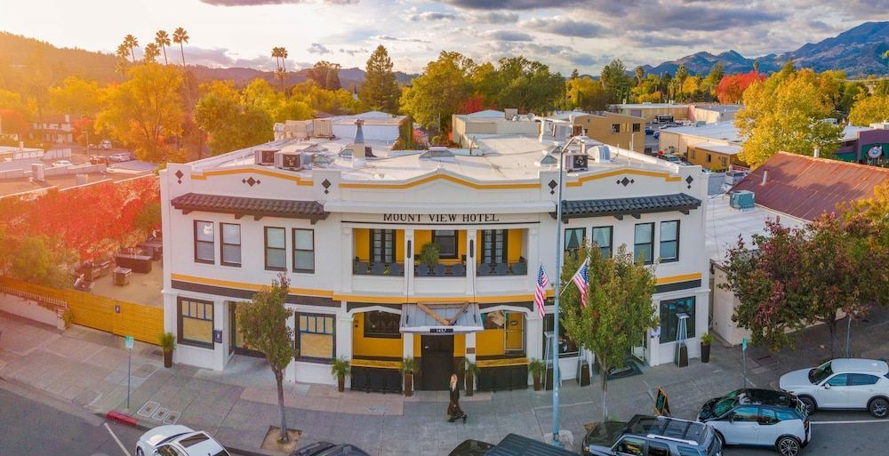 Mount View Hotel & Spa 1