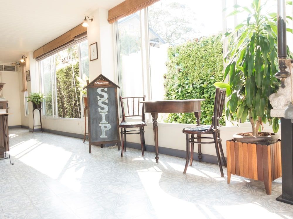 SSIP Boutique Dhevej Bangkok 2