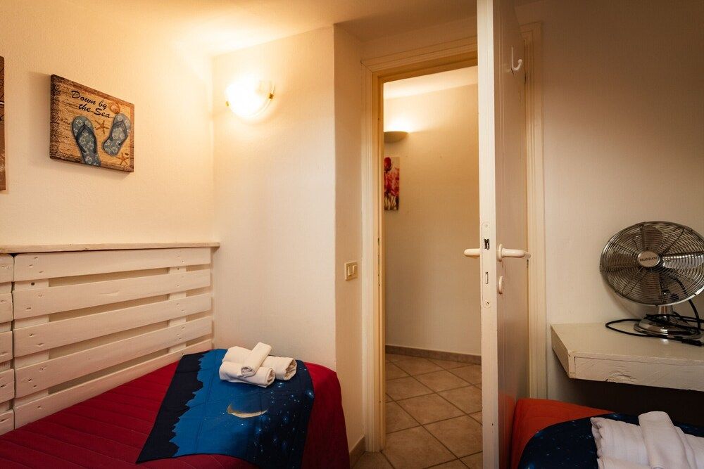 holidaycasa Macca - Confortevole e con vista mare 2