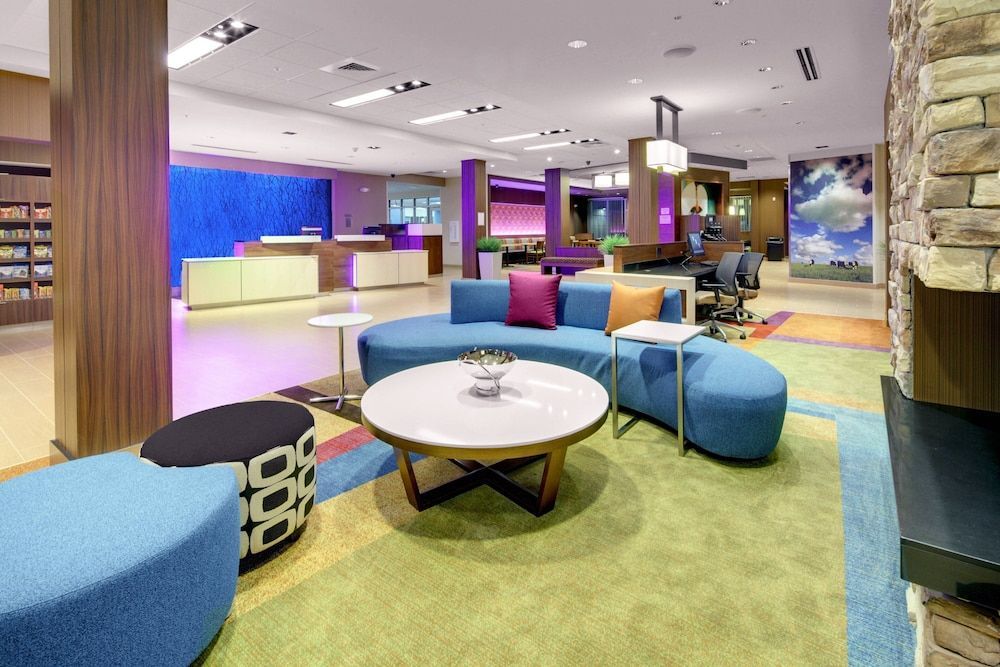 Fairfield Inn & Suites by Marriott Asheville Tunnel Road 1