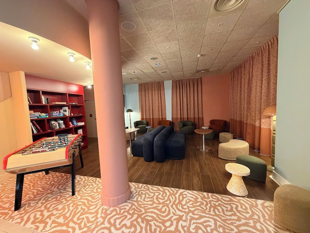 IBIS STYLES ALES CENTRE 2