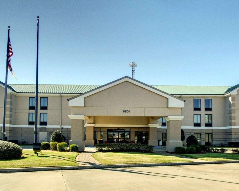 Comfort Inn & Suites Moss Point Pascagoula 1