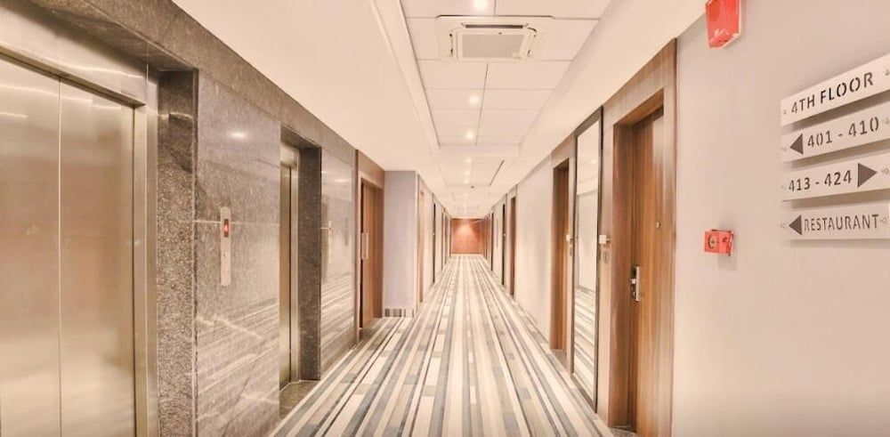 Hotel Regents 2