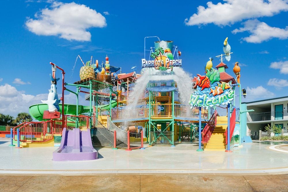 Coco Key Hotel & Water Park Resort 1