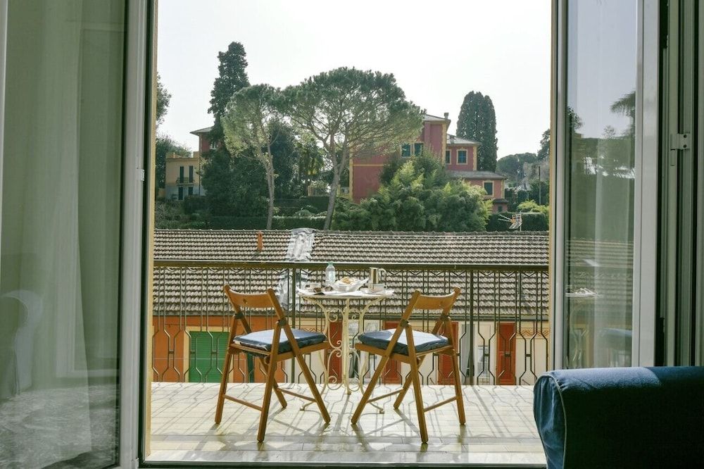 Una Finestra su Villa Durazzo by Wonderful Italy 1