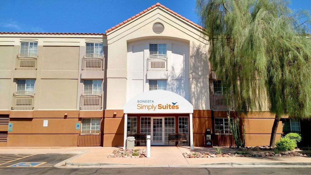 Sonesta Simply Suites Phoenix Tempe 1