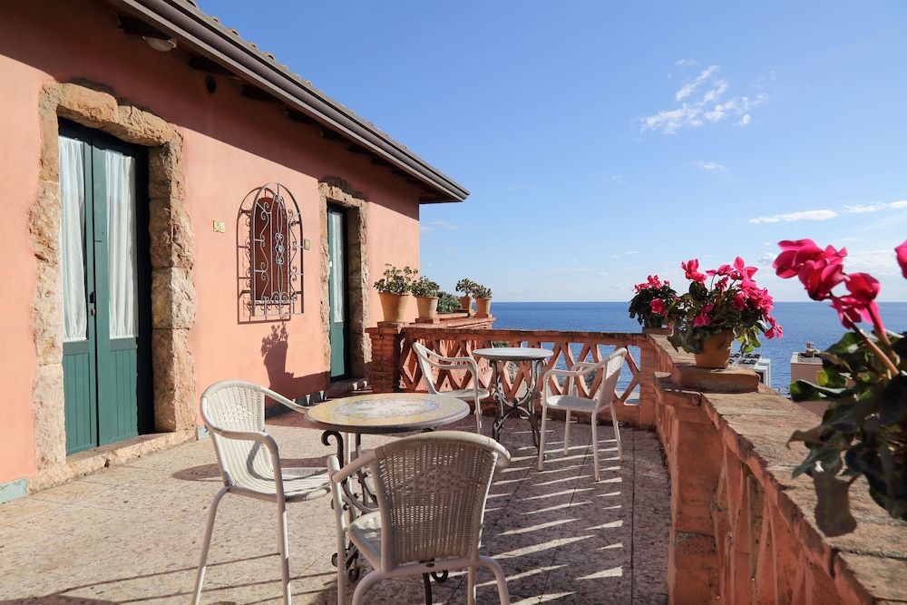 Hotel Villino Gallodoro 1