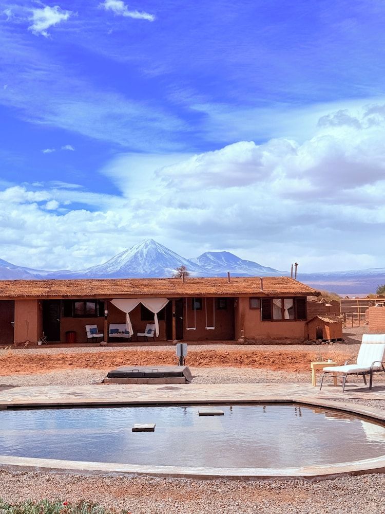 MAKTVB LODGE con vista al Volcán Licancabur y Piscina Natural en San Pedro de Atacama 1