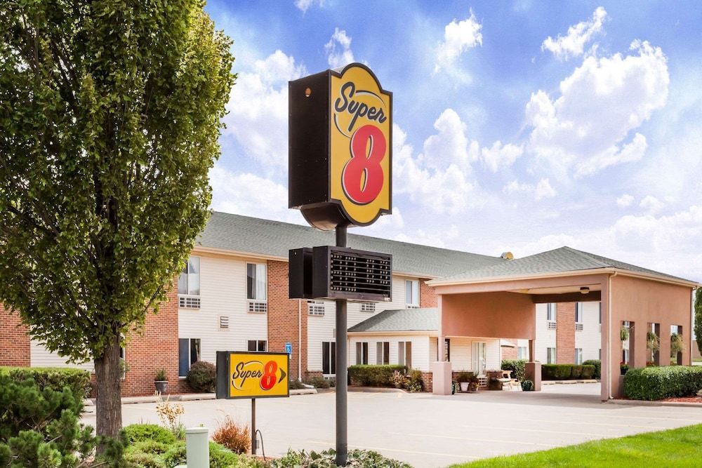 Super 8 by Wyndham Pekin/Peoria Area 1