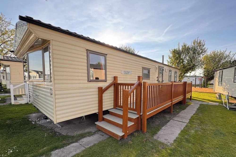 3 Bed Caravan - Side Gated Decking, Wifi, Pets 1