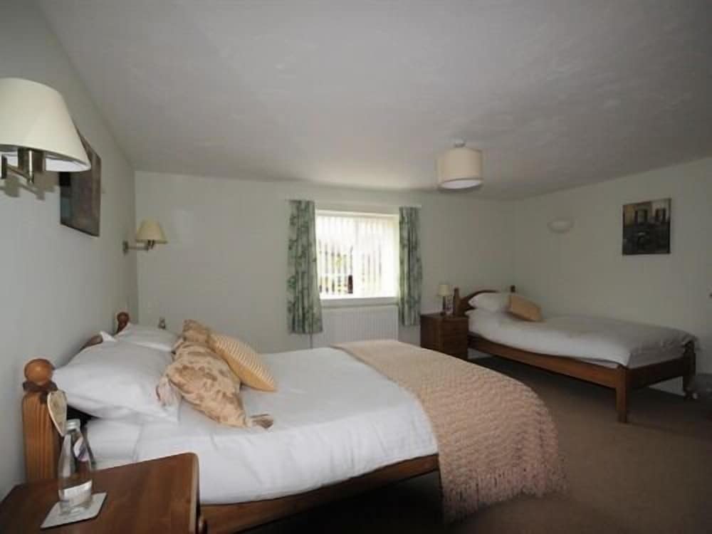 The Five Dials Inn 1