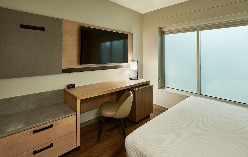 Hyatt Place Asheville Airport 2