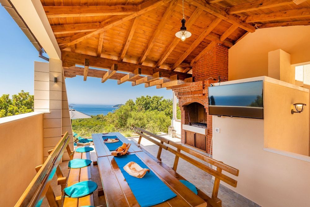 Residences Island View 1