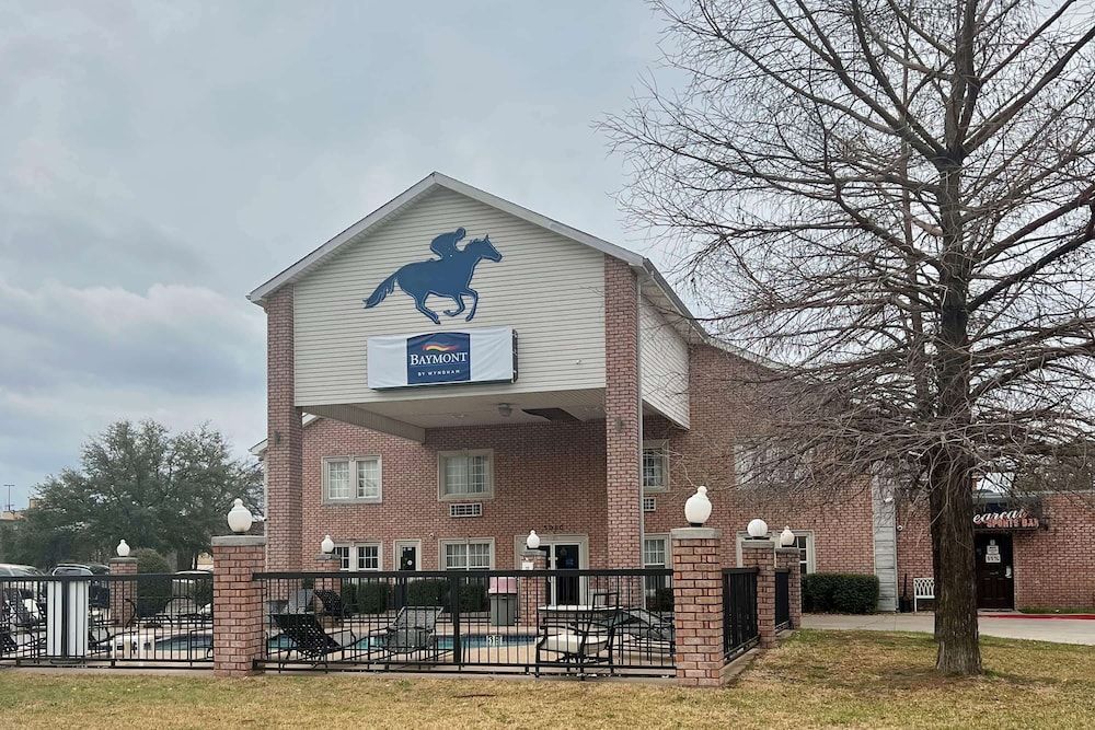 Baymont by Wyndham Willow Park 1
