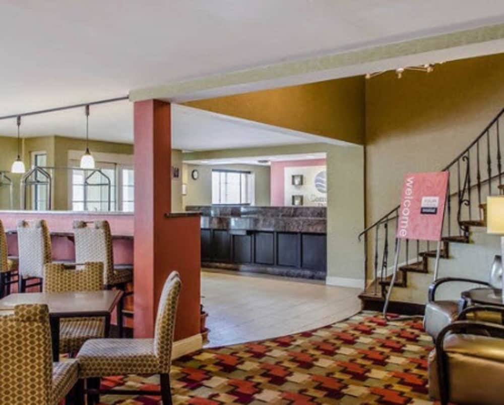 Baymont by Wyndham Harrisburg 2