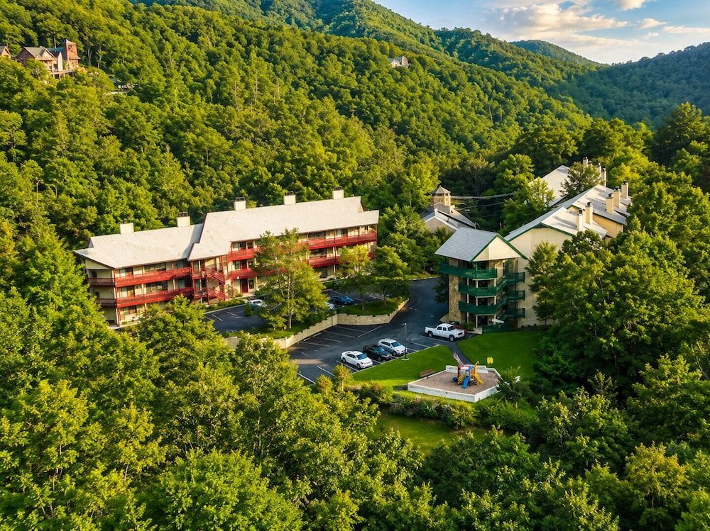 Laurel Point Resort 1