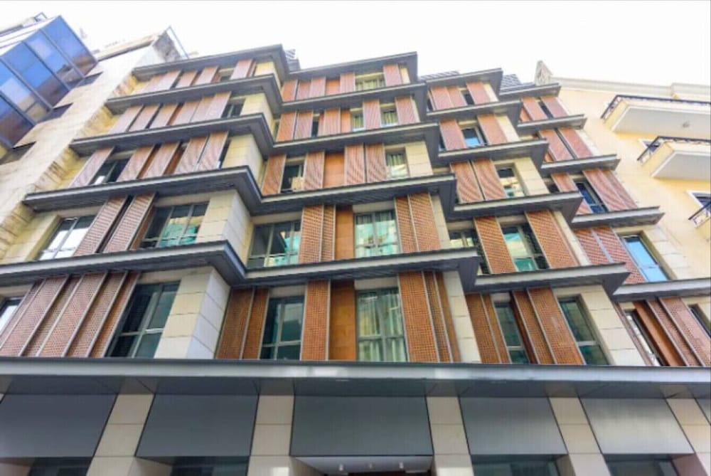 Solidere Lavish Apartments in Downtown Beirut 1