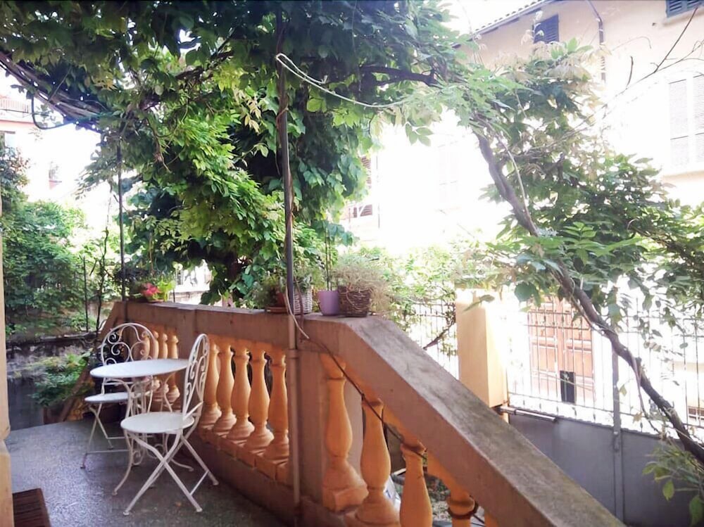 Tilia 1
