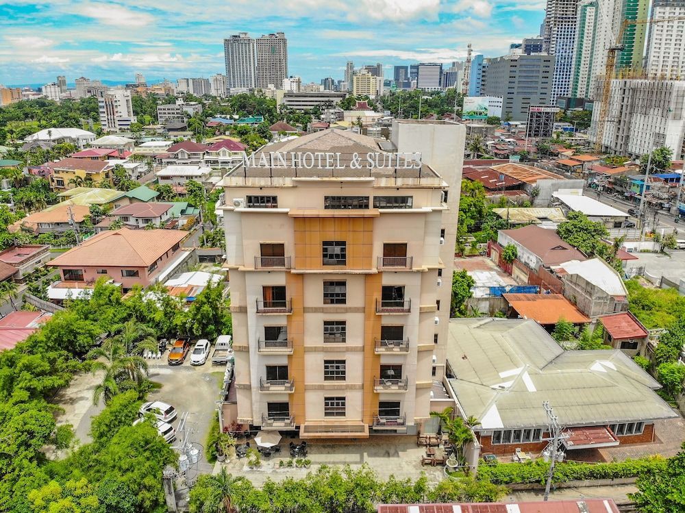 Main Hotel and Suites Cebu 1
