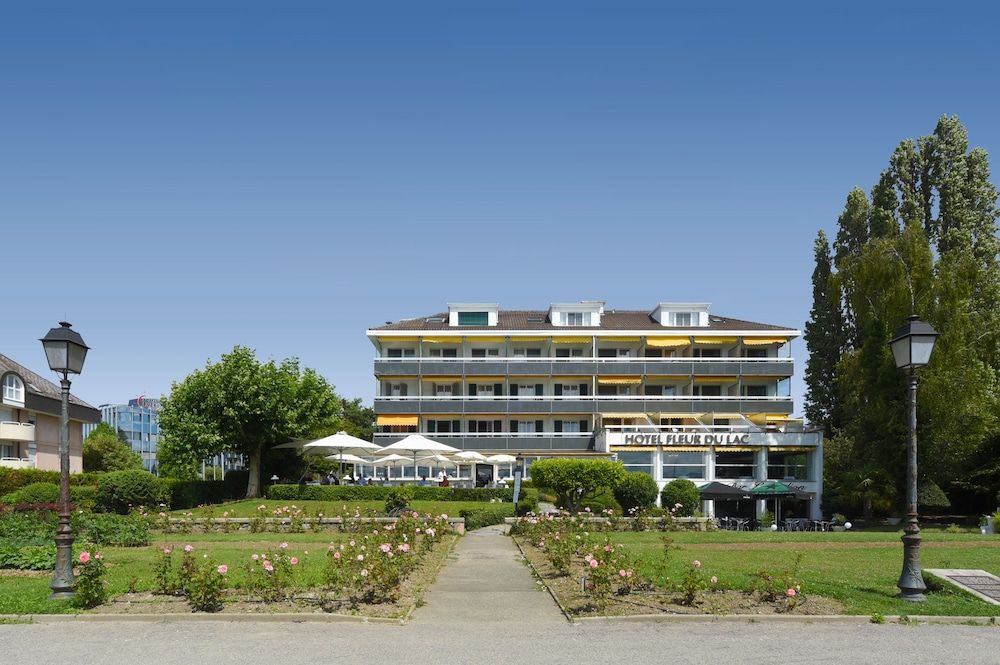 Fleur du Lac 1