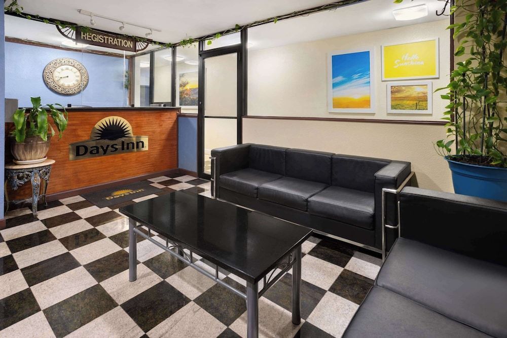 Days Inn by Wyndham Wurtsboro 2