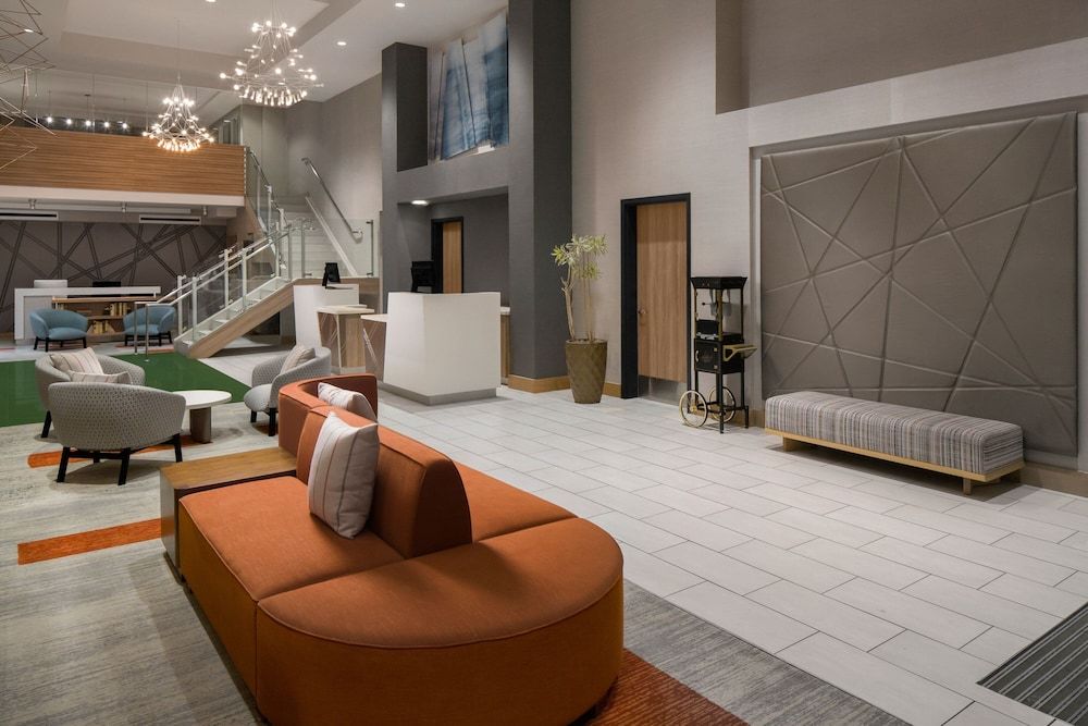 Courtyard by Marriott San Diego Gaslamp/Convention Center 2