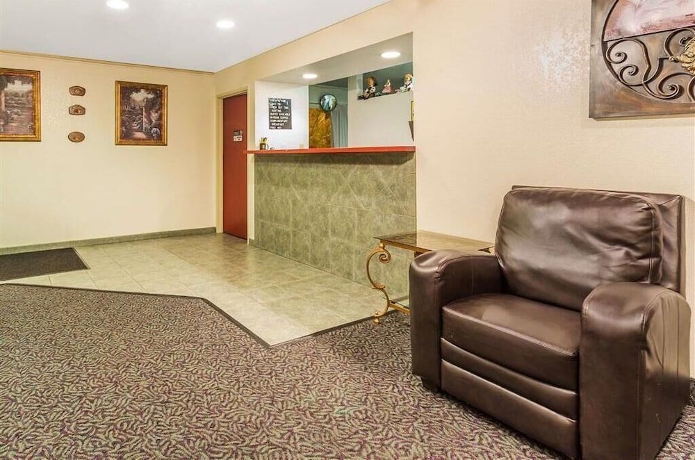 Greeley Valley Lodge 2