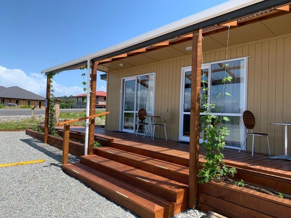 Woodstock Hotel 1