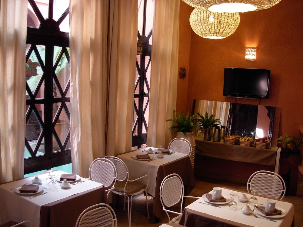 Riad Aderbaz 1