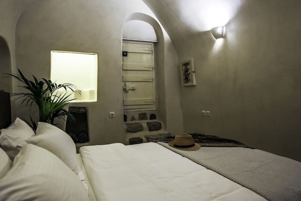 Exi Castle Suites 2