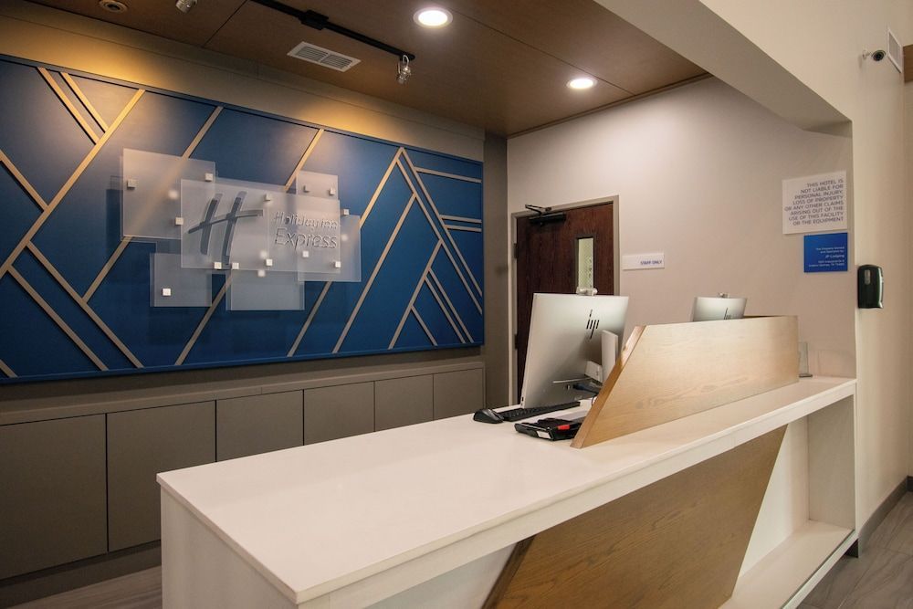 Holiday Inn Express & Suites SULPHUR SPRINGS by IHG 2