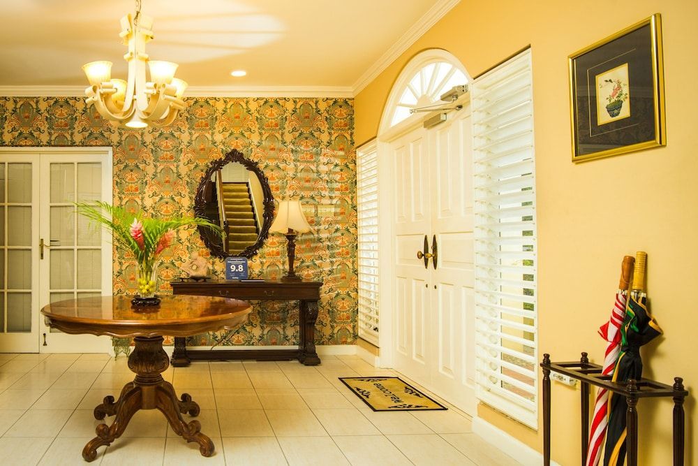 Polkerris Bed & Breakfast 2