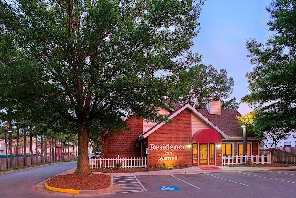 Residence Inn by Marriott Richmond West End 1