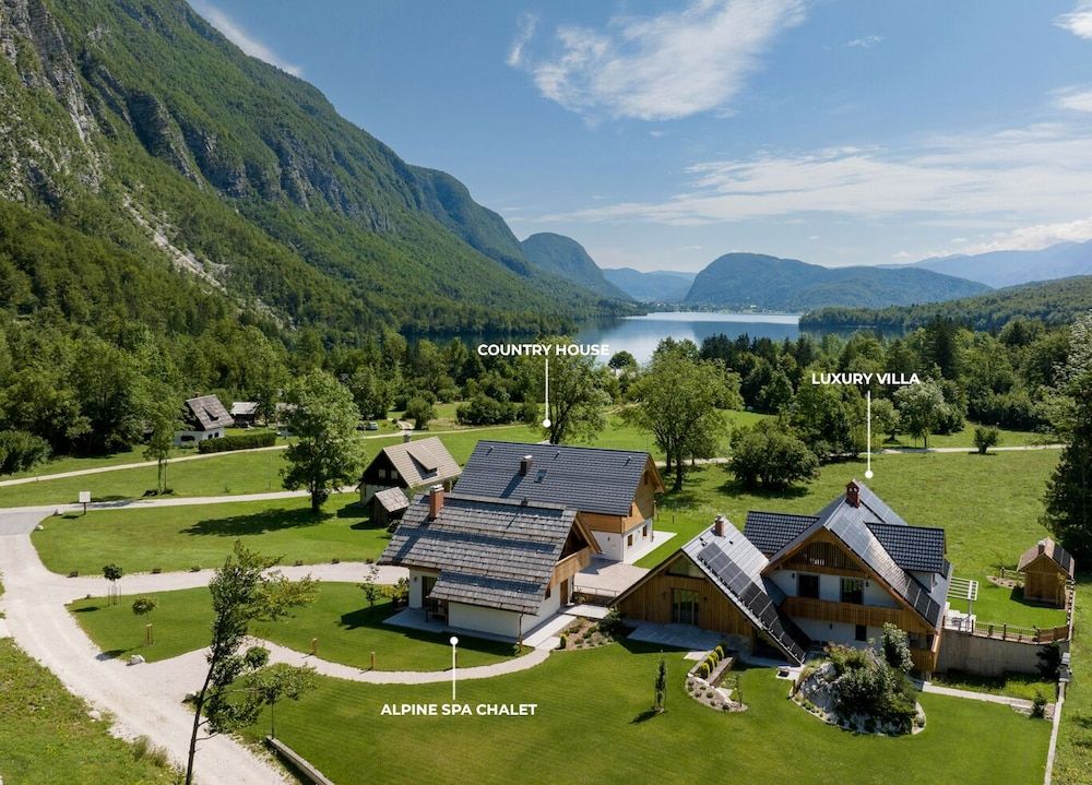 PRIVILLAGE Stare - Villa & Chalet 1
