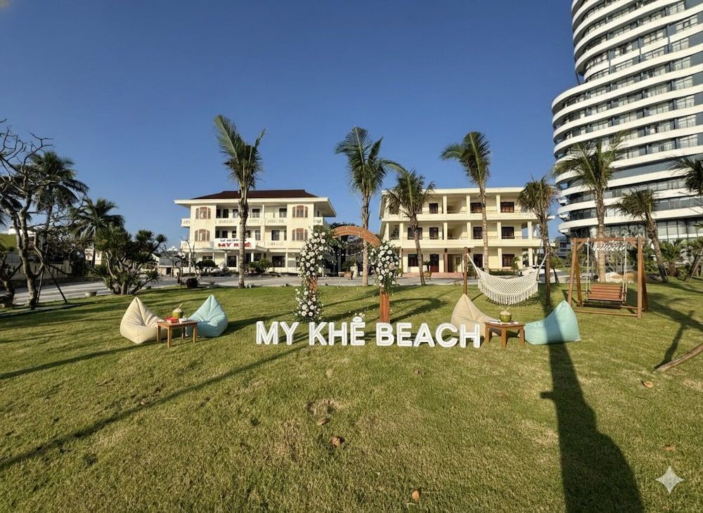My Khe Beach Hotel 1