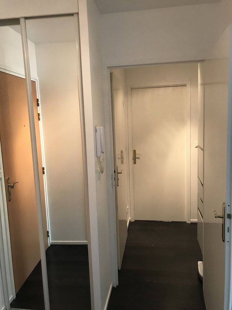 Avenue de Général de Gaulle Guesthouse 1