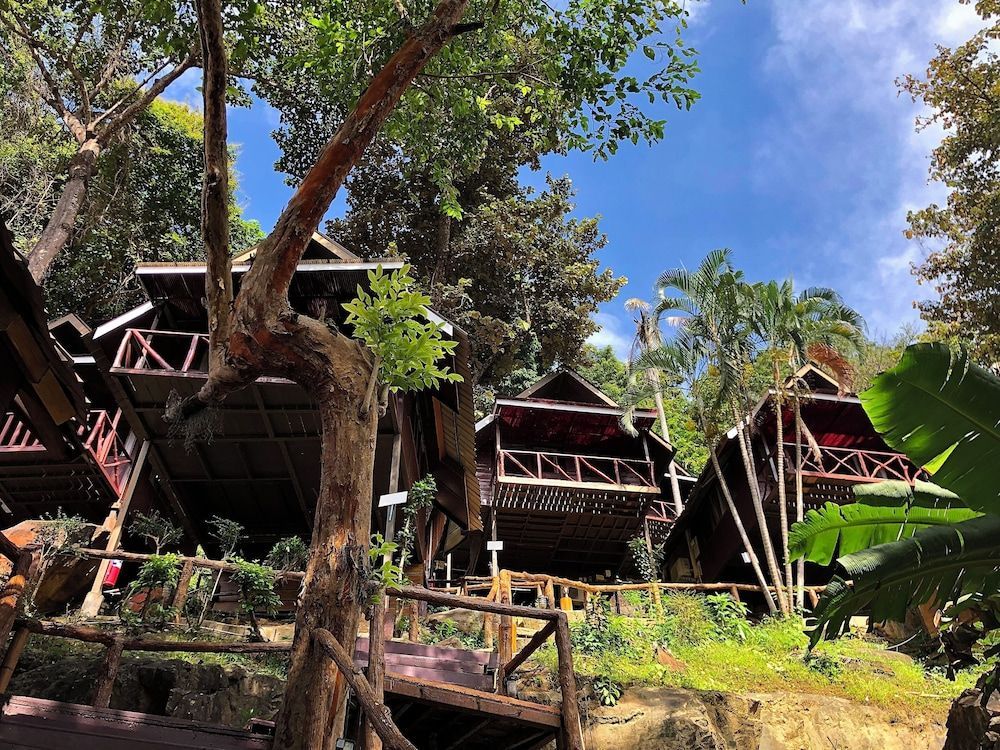 Phi Phi Ingphu Viewpoint Hotel 1