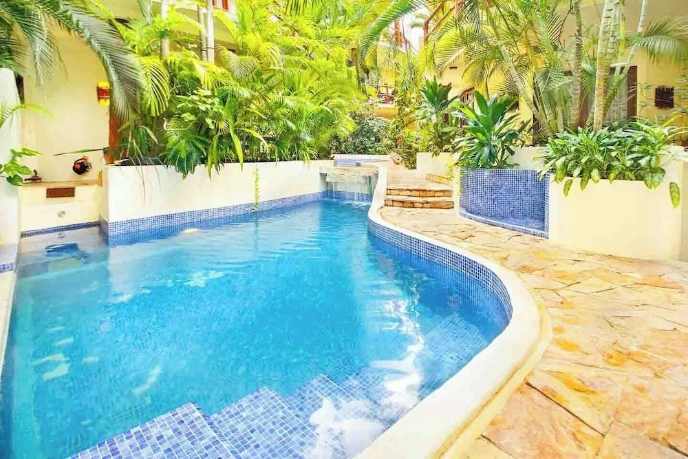 Villas Sacbe Condo Hotel and Beach Club 1