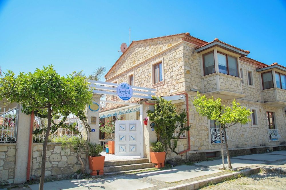 Alacatı Leylak Hotel 1