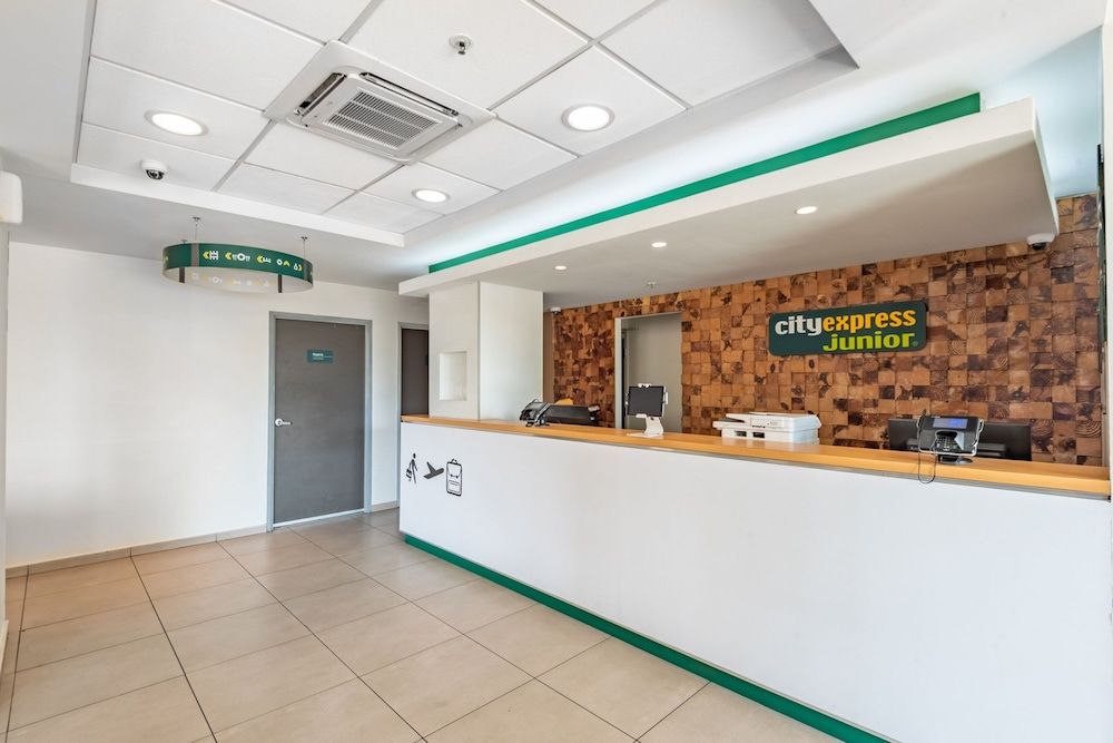 City Express Junior by Marriott Toluca Aeropuerto 2